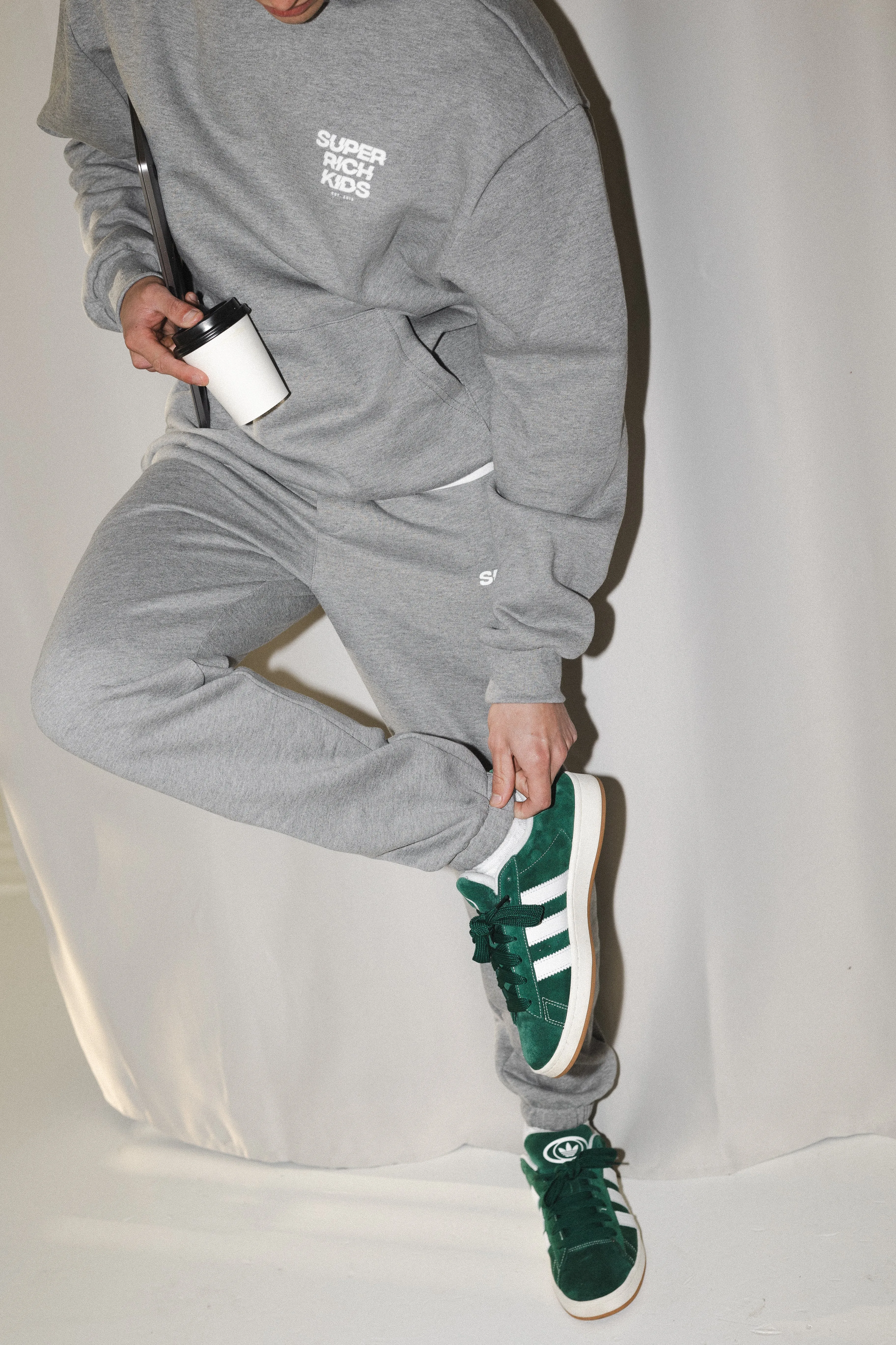 Tracksuit Essential Grijs